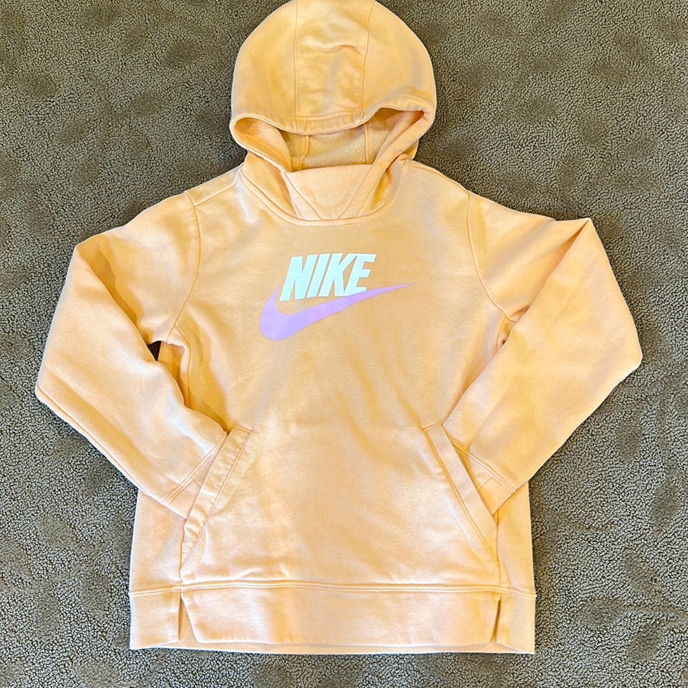 Nike Girls peach size L hoodie EUC